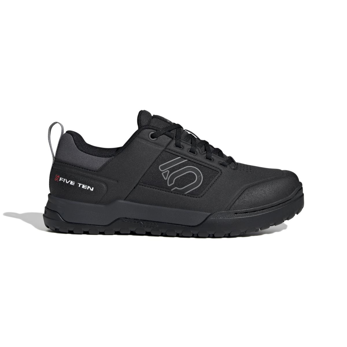 product/a/d/adidas_if7452_1_footwear_photography_side_lateral_center_view_white-nw091625.jpg
