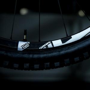 Wheels & Tyres
