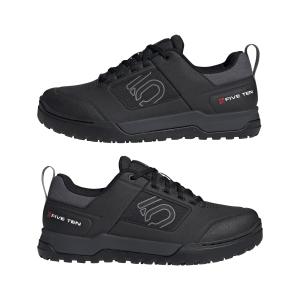 product/a/d/adidas_if7452_12_footwear_photography_mirrored_pair_view_white-nw091625.jpg